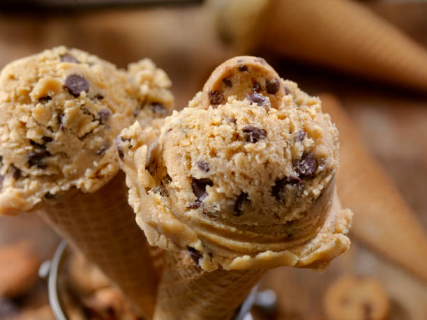 Editable Chocolate Chip Cookie Dough Cone Editable Chocolate Chip Cookie Dough Cone crumb photos stock pictures, royalty-free photos & images