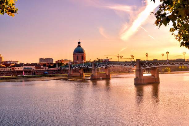 Toulouse - France Sunset in France ian stock pictures, royalty-free photos & images
