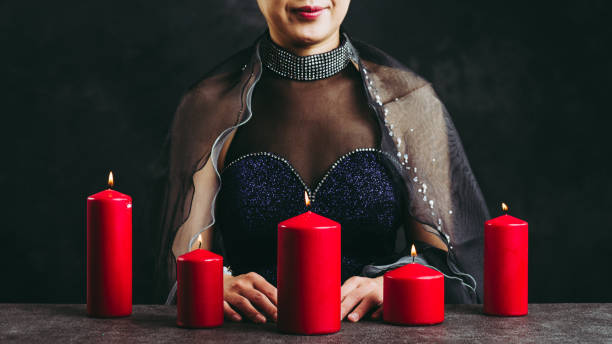 istock Fortune teller woman 864852730