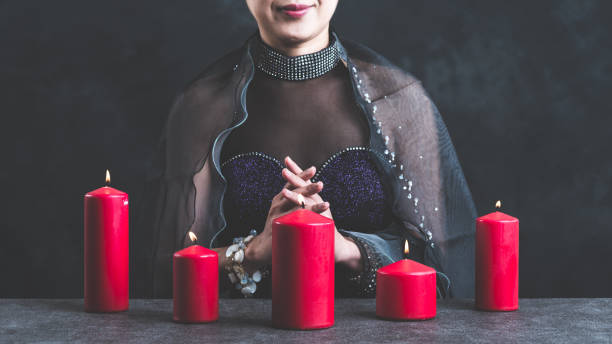 istock Fortune teller woman 864852750