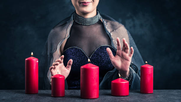 istock Fortune teller woman 864857494