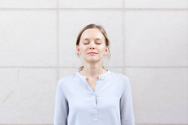 istock Calm beautiful businesswoman finding inspiration 864912068