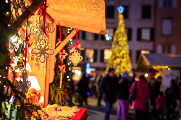 istock Christmas Fair in Italy 864958122