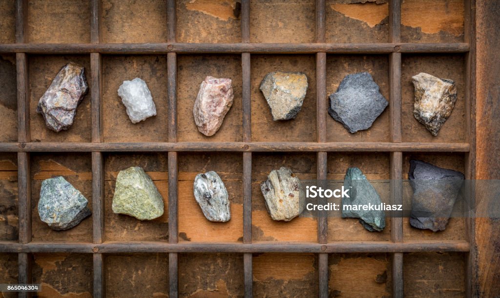 변성암 지질학 컬렉션 사문암에 대한 스톡 사진 및 기타 이미지 - 사문암, 과학, 교육 - iStock