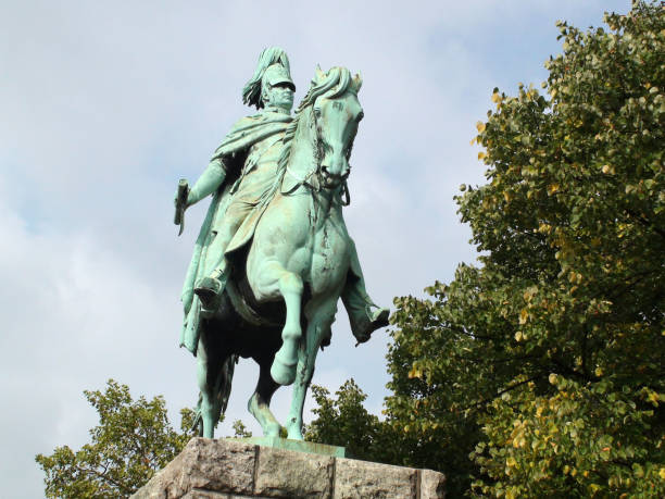 frederick guillermo iv en vista de la estatua de caballo en cologne.germany.europe - federico guillermo ii de prusia fotografías e imágenes de stock