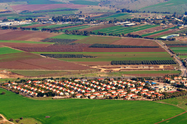 view from mount tabor to kibbutz alonim in israel - clear sky sky sunny day isolated imagens e fotografias de stock