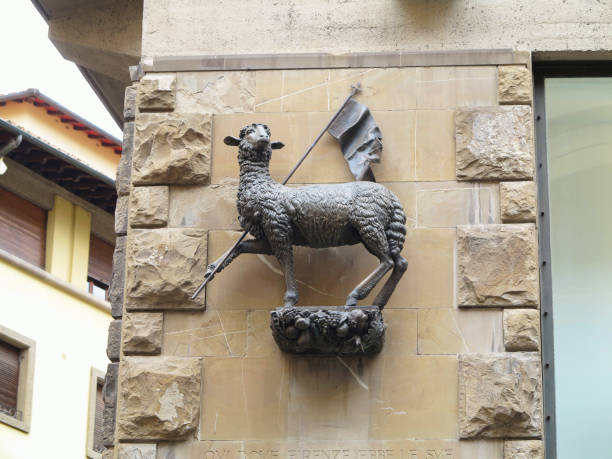 Agnus dei - sculpture of a sheep in Florence, Toscana, Italy Agnus dei - sculpture of a sheep in Florence, Toscana, Italy. agnus dei stock pictures, royalty-free photos & images