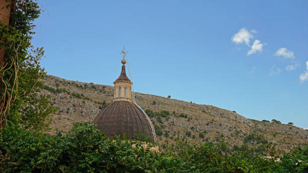 istock buildings in croatia 865088220
