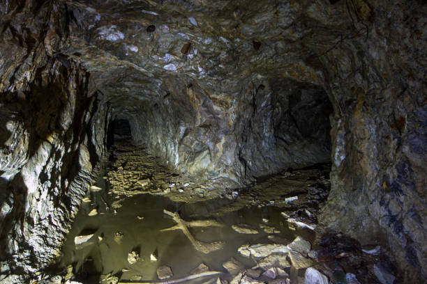 istock Flooded abandoned nickel mine 865094998