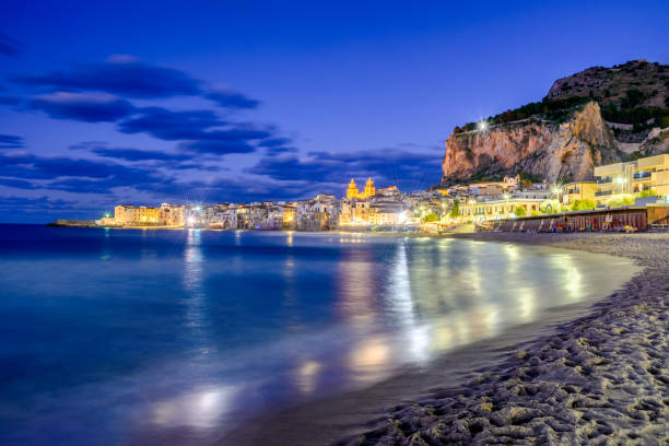 istock Cefalu, Ligurian Sea, Italy, Sicily 865108616