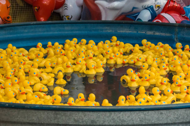 istock Tub of Rubber Duckies 865123034
