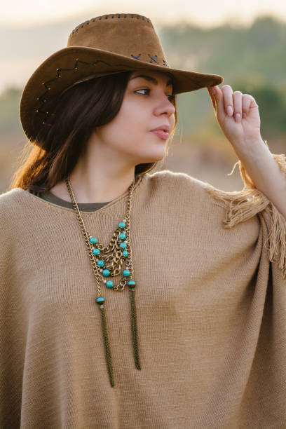 istock Country girl 865136220