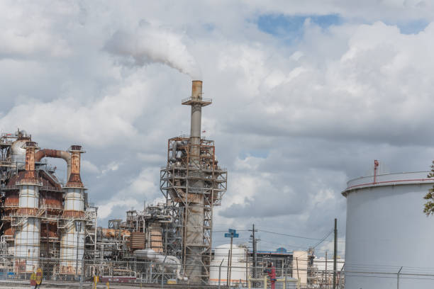 istock Smoke stack at oil refinery in Pasadena, Texas, USA 865139690