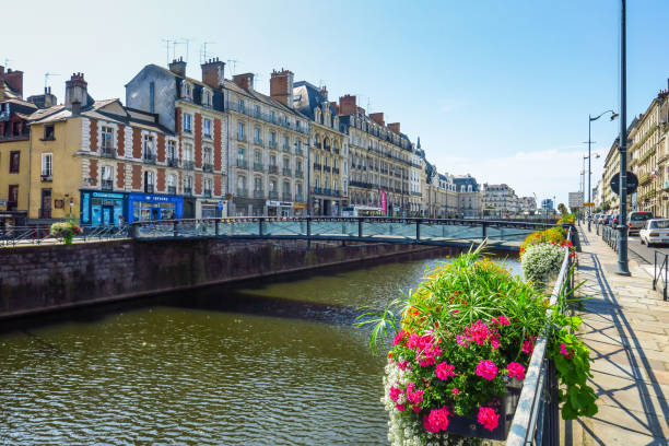 Bretagna Rennes 1.700+ Rennes Foto stock, immagini e fotografie royalty-free - iStock