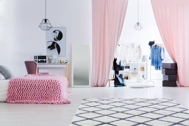 istock Woman's bedroom with walk-in closet 865154352