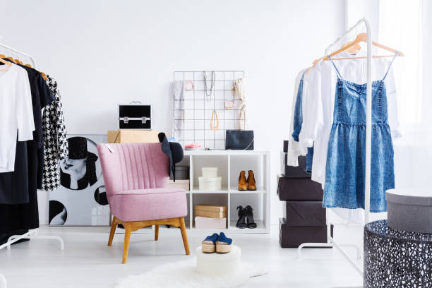 istock Pink chair in bright dressing-room 865154358