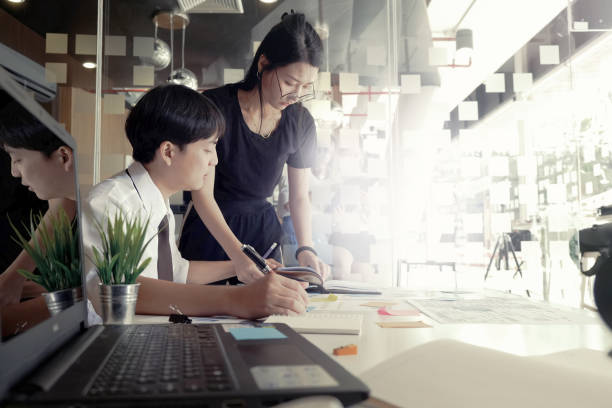 istock Startup diversity teamwork meeting. Business Team Meeting Brainstorming Working Concept. 865166512