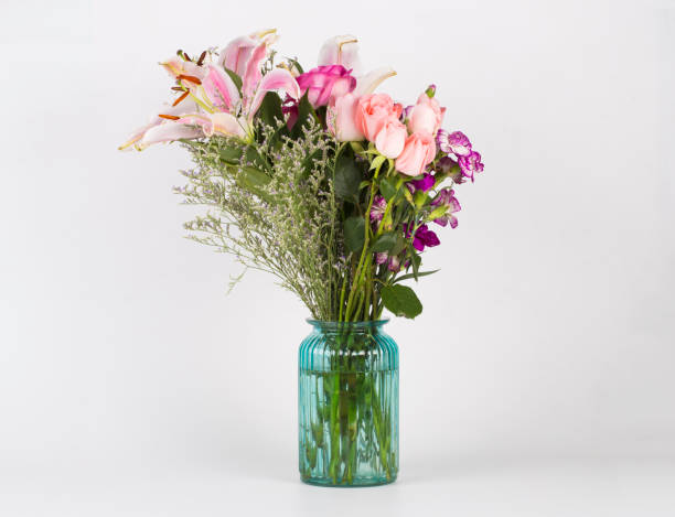 istock Fresh flowers in a vase. 865200544
