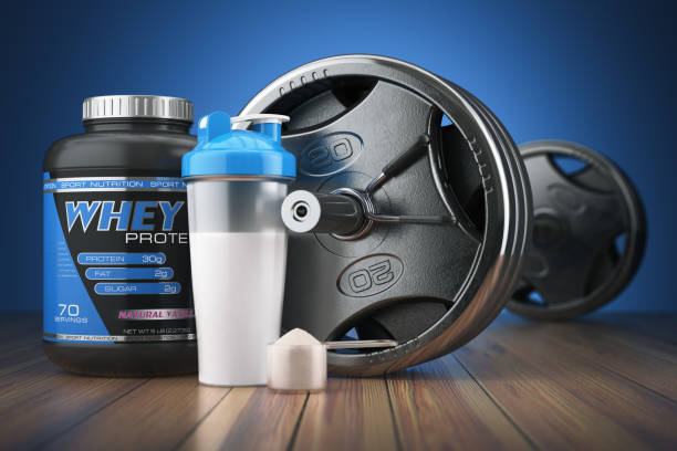 shaker di proteine del bilanciere e del siero di latte. integratori sportivi per il bodybuilding o nutrizione. fitness o concetto di stile di vita sano. - whey protein concentrate foto e immagini stock