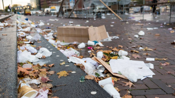 istock Litter on the street 865297750