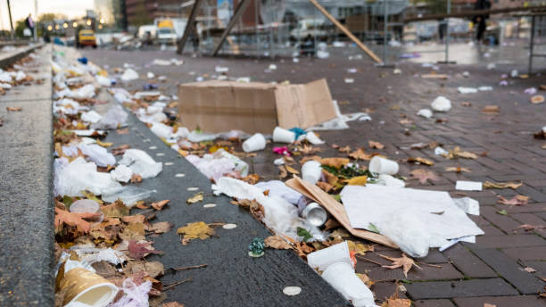 miot na ulicy - garbage bag garbage bag food zdjęcia i obrazy z banku zdjęć