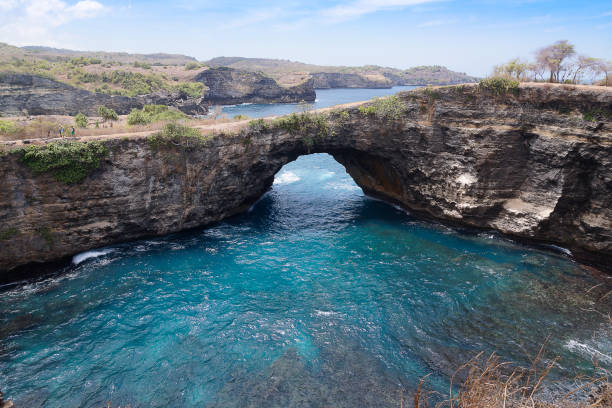 istock Broken Beach, Nusa Penida, Bali 865310250