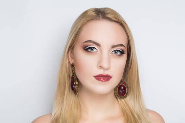 istock woman beauty female beautiful 865339166