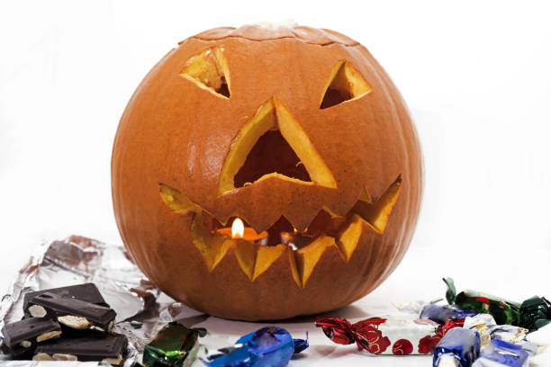 halloween pumpkin head jack lantern - dark chocolate audio imagens e fotografias de stock