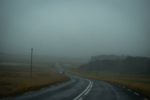 istock Beautiful Icelandic landscape 865608166
