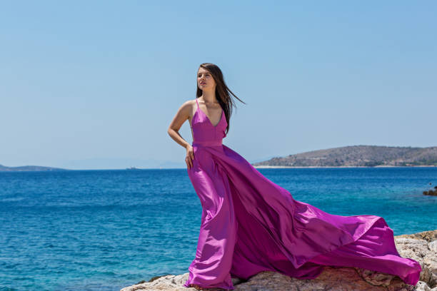 istock Young woman goes in the sea 865667718