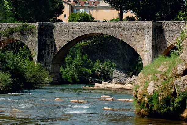 Stonebridge over a small creek with water