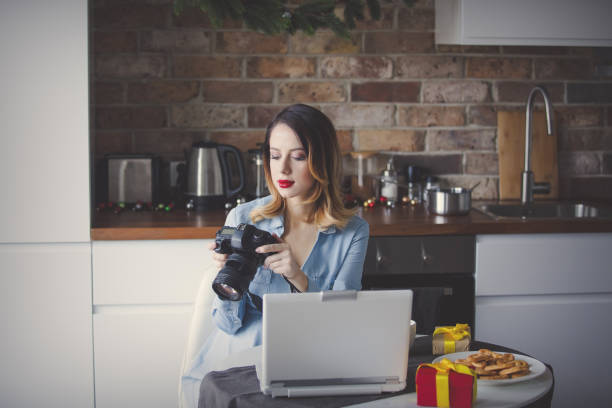 istock Beautiful young photographer have a coffee break 865684138