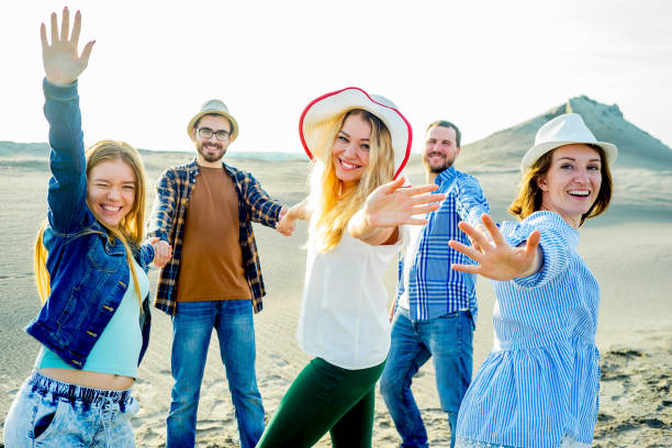 istock Friends travelling together 865752214