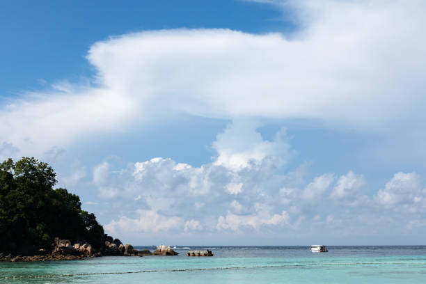 istock Sea and sky clearing up 0n the shiny day 865760948