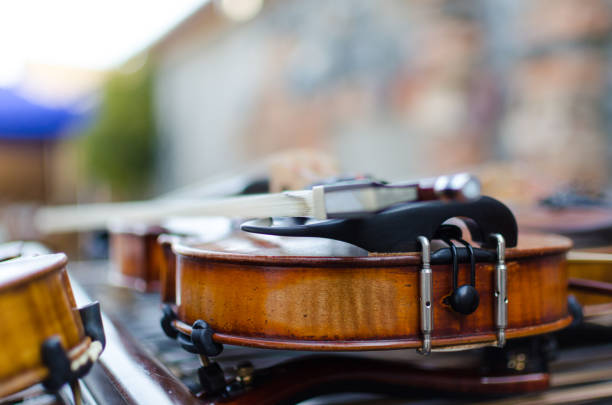 istock Music band on wedding day 865761740