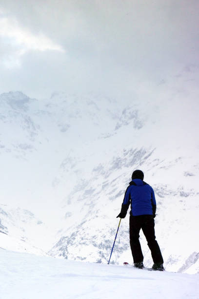 istock Extreme skiing in St. Anton, Austria 865804468