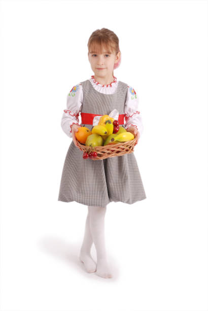 istock Girl holding straw basket 865818208