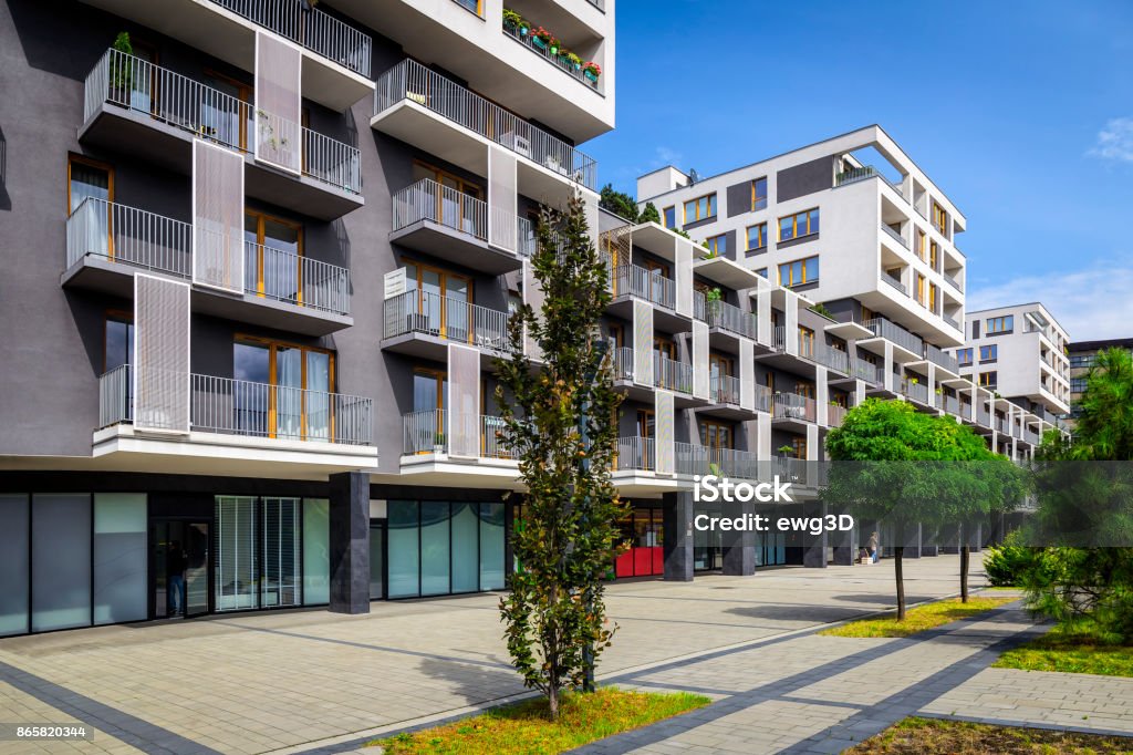 Grüne Stadt Vorplatz Mehrfamilienhaus, Krakau, Polen - Lizenzfrei Wohnung Stock-Foto