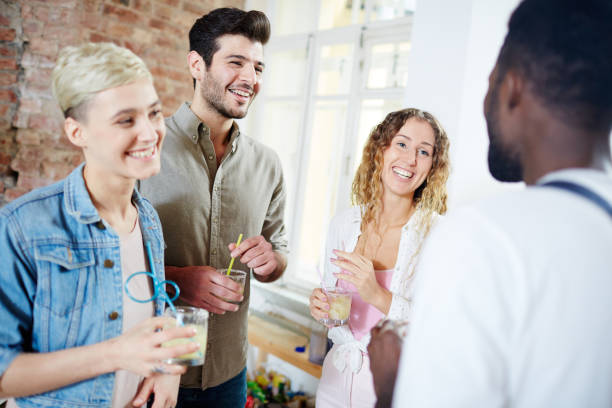 istock Fun of friends 865825952