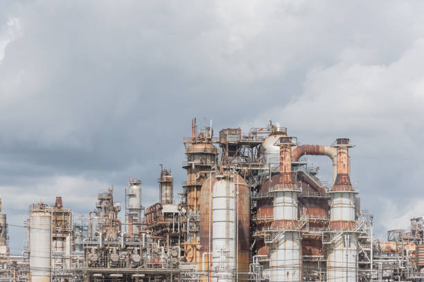 istock Oil refinery under cloudy sky in Pasadena, Texas, USA 865833396