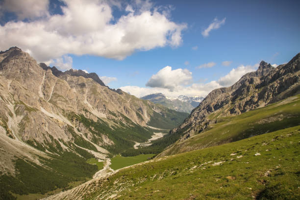 val plavna, sob engadine - graubunden canton fotos - fotografias e filmes do acervo