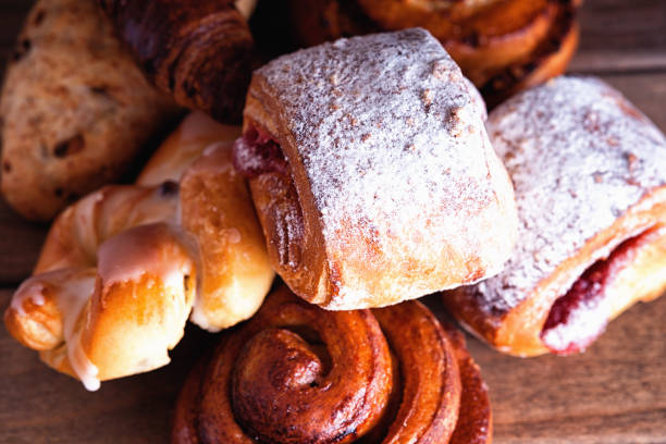 istock Fresh baked homemade buns and rolls 865857134