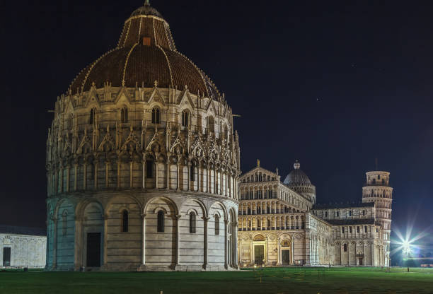 istock Piazza dei Miracoli, Pisa, Italy 865871954