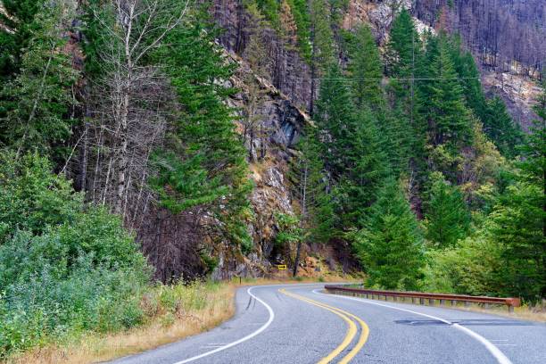 północna autostrada kaskadowa - north cascades national park cascade range highway north zdjęcia i obrazy z banku zdjęć