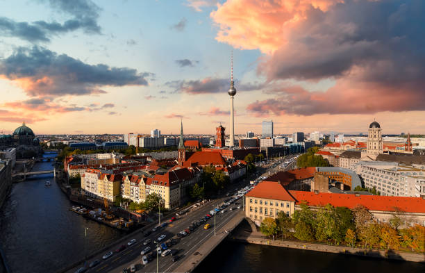 istock Landscape of the Berlin in the evening 865910524