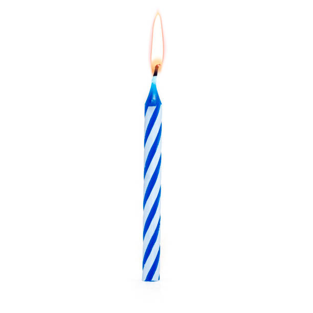 istock Kids birthday candles 865958906