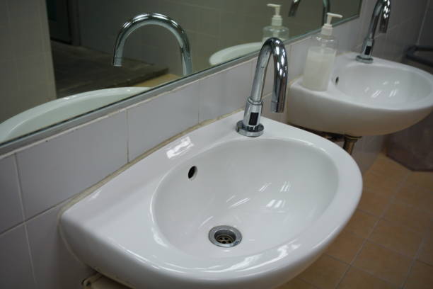 istock White sink in contemporary home bathroom 865970166