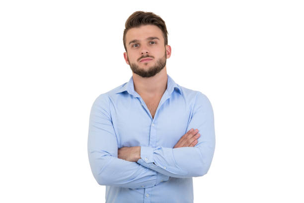 istock Sexy smiling handsome man with crossed arms 865983004