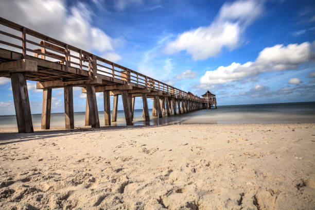 istock Long exposure of Naples Pier, Florida 865983382