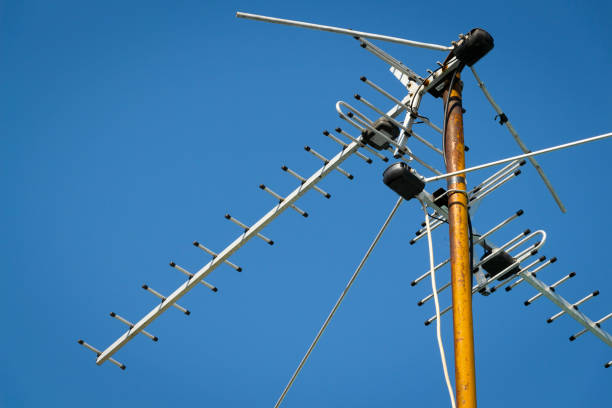 istock An old radio-TV antenna 866012316